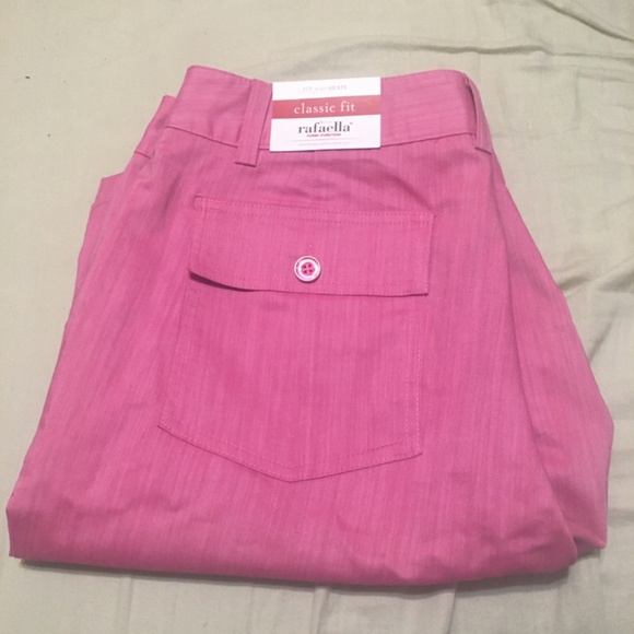 NWT Rafaella classic fit form+function shorts - Picture 3 of 6